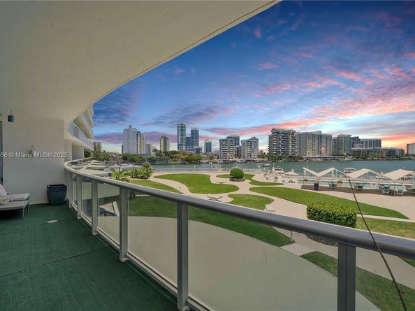 900 Bay Dr 210, Miami Beach FL 33141
