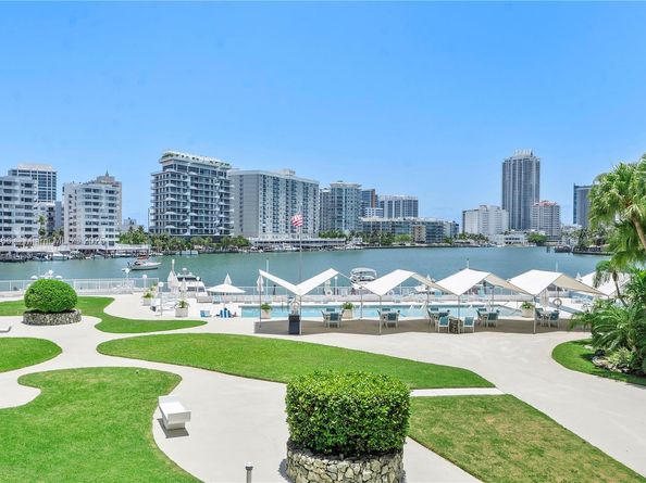 900 Bay Dr 210, Miami Beach FL 33141