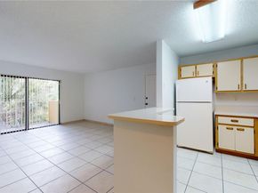 15600 SW 80th St L202, Miami FL 33193