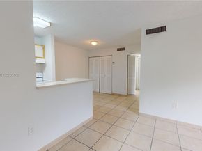15600 SW 80th St L202, Miami FL 33193