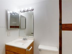 15600 SW 80th St L202, Miami FL 33193