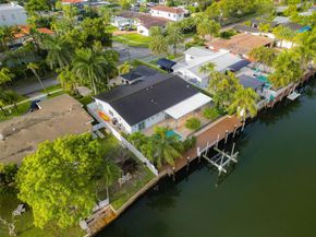 2105 Arch Creek Dr, North Miami FL 33181
