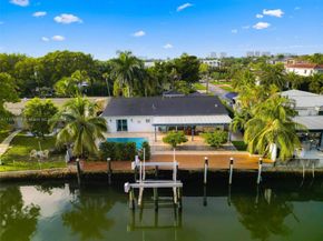 2105 Arch Creek Dr, North Miami FL 33181