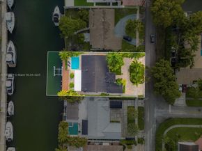 2105 Arch Creek Dr, North Miami FL 33181