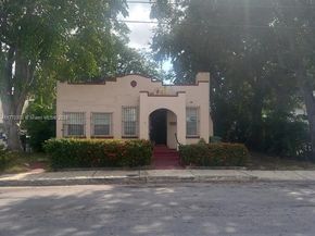 1922 SW 3rd St, Miami FL 33135