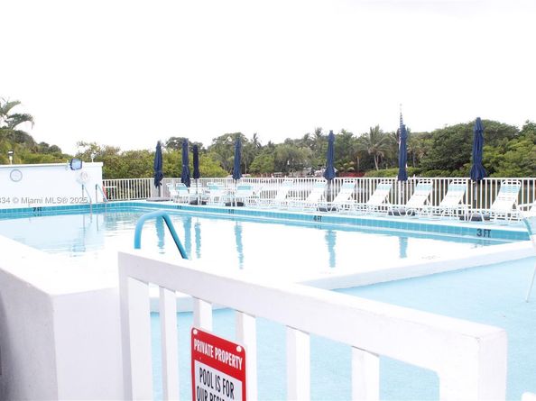4001 S Ocean Blvd 103, South Palm Beach FL 33480