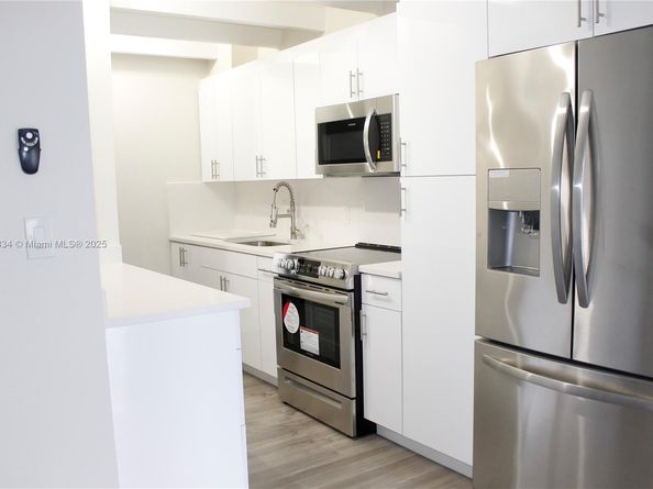 4001 S Ocean Blvd 103, South Palm Beach FL 33480