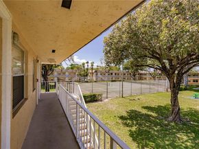 5156 NE 6th Ave 227, Oakland Park FL 33334