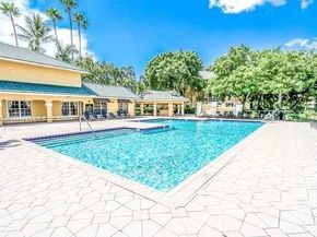 5156 NE 6th Ave 227, Oakland Park FL 33334