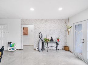 6447 Custer St, Hollywood FL 33024