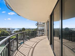 2843 S Bayshore Dr 5F, Miami FL 33133