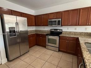 11601 NW 89th St 202, Doral FL 33178