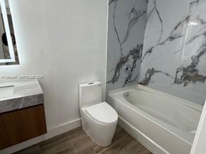 11601 NW 89th St 202, Doral FL 33178