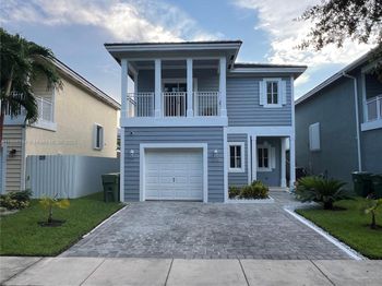 260 SE 32nd Ter