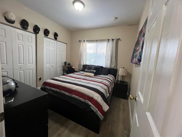 260 SE 32nd Ter, Homestead FL 33033