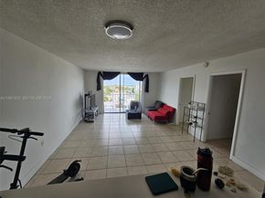 6900 Bay Dr 8J, Miami Beach FL 33141