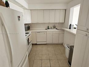 6900 Bay Dr 8J, Miami Beach FL 33141