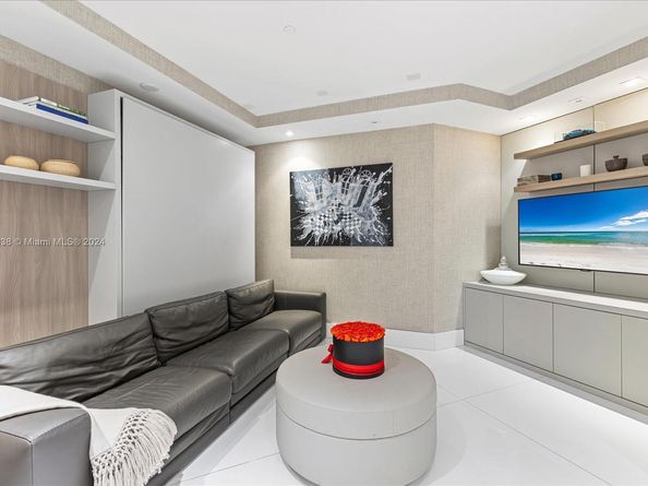 7431 Fisher Island Dr 7431, Miami Beach FL 33109