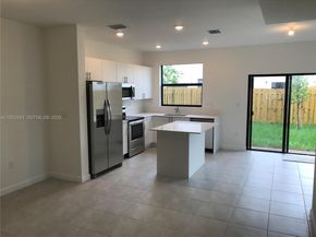 12989 SW 233rd Ter 12989, Miami FL 33032