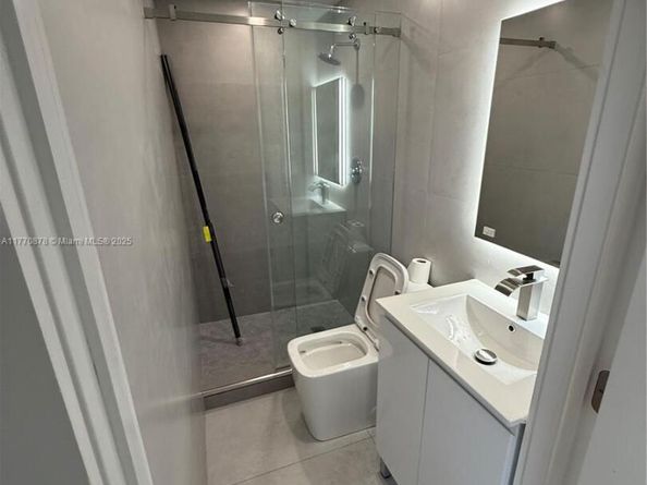 5152 SW 6th, Miami FL 33134
