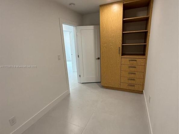 5152 SW 6th, Miami FL 33134