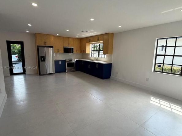 5152 SW 6th, Miami FL 33134