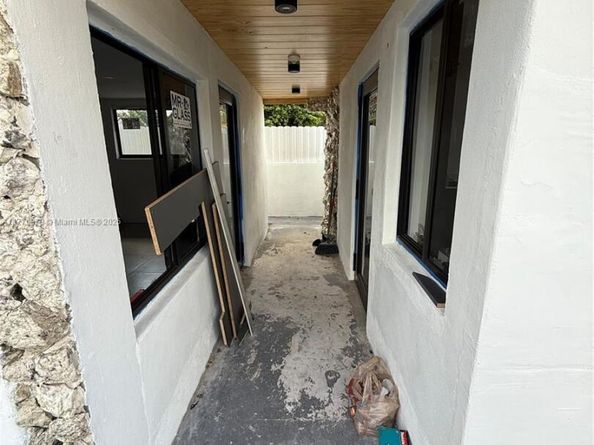 5152 SW 6th, Miami FL 33134