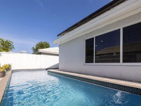 11500 SW 60th Ter, Miami FL 33173