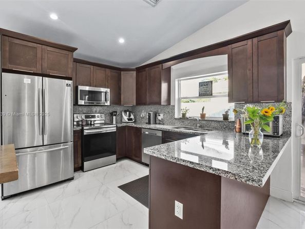 11500 SW 60th Ter, Miami FL 33173