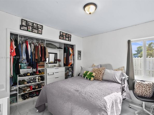11500 SW 60th Ter, Miami FL 33173