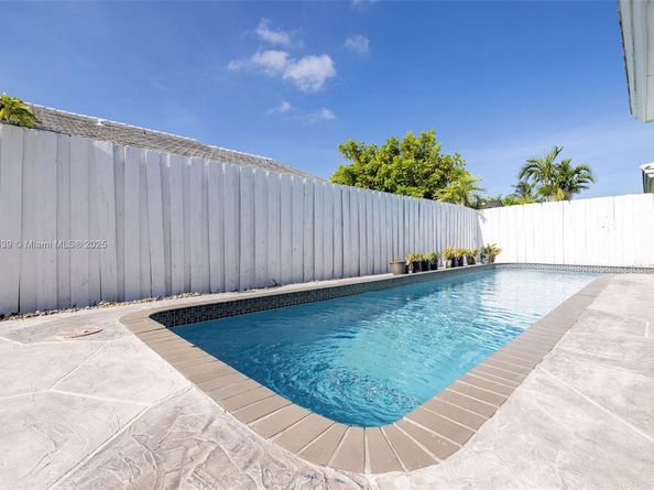 11500 SW 60th Ter, Miami FL 33173