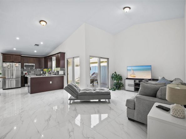 11500 SW 60th Ter, Miami FL 33173