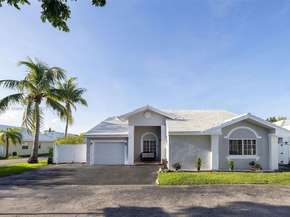 11500 SW 60th Ter, Miami FL 33173