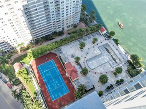 1155 Brickell Bay Dr PH102, Miami FL 33131