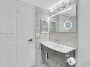 1155 Brickell Bay Dr PH102, Miami FL 33131