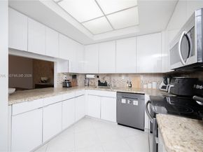 9725 NW 52nd St 215, Doral FL 33178