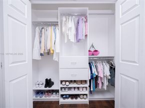 9725 NW 52nd St 215, Doral FL 33178