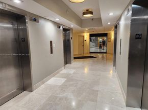 3500 Mystic Pointe Dr 401, Aventura FL 33180