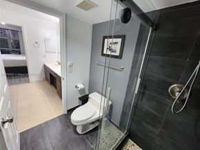 3500 Mystic Pointe Dr 401, Aventura FL 33180
