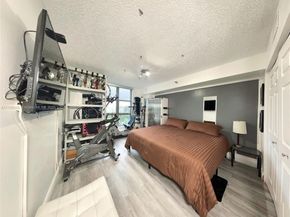 3500 Mystic Pointe Dr 401, Aventura FL 33180