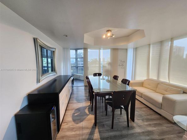 3500 Mystic Pointe Dr 401, Aventura FL 33180