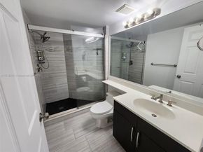 3500 Mystic Pointe Dr 401, Aventura FL 33180