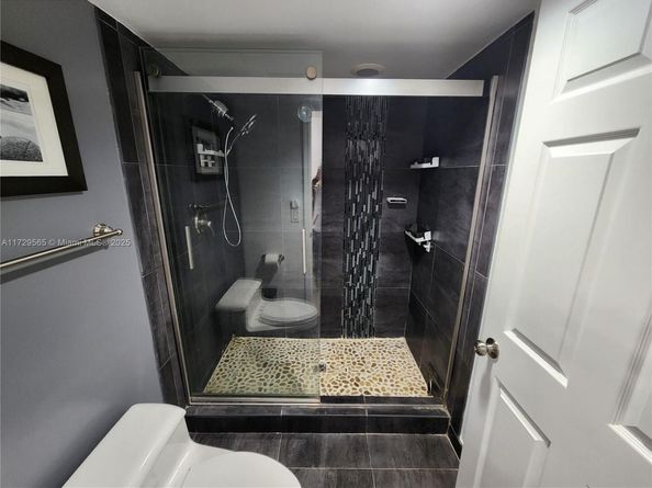 3500 Mystic Pointe Dr 401, Aventura FL 33180