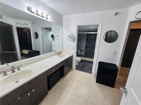 3500 Mystic Pointe Dr 401, Aventura FL 33180