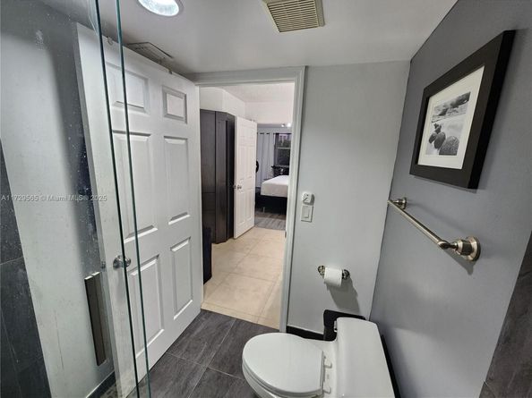 3500 Mystic Pointe Dr 401, Aventura FL 33180