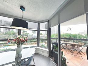 3500 Mystic Pointe Dr 401, Aventura FL 33180