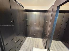 3500 Mystic Pointe Dr 401, Aventura FL 33180