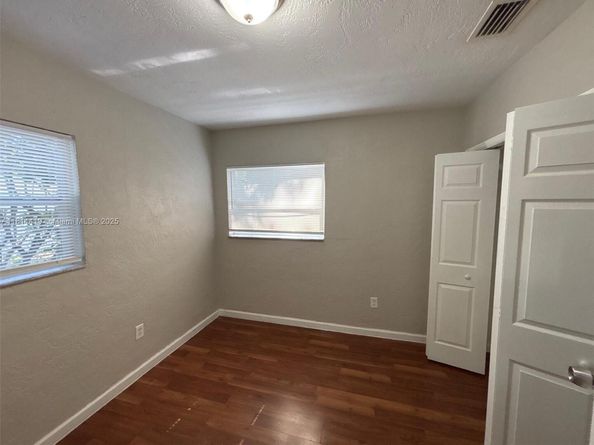 501 Carolina Ave, Fort Lauderdale FL 33312