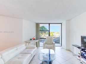 800 Parkview Dr 311, Hallandale Beach FL 33009