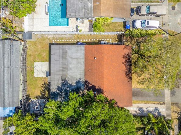 6441 Allen St, Hollywood FL 33024